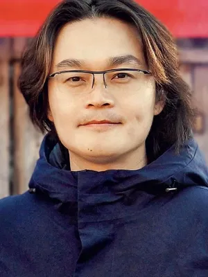 Yiteng Zhang