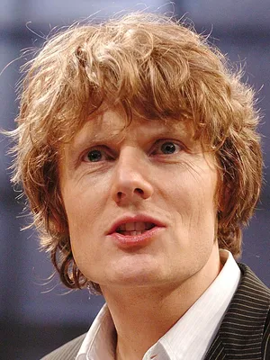 Julian Rhind-Tutt