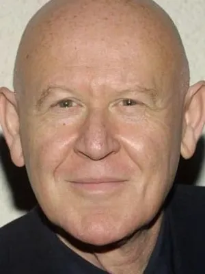 Daniel Benzali
