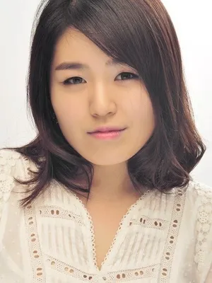 Son Hwa Ryung