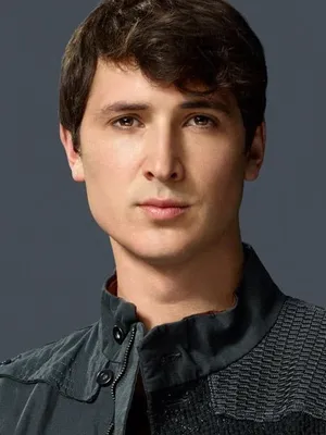 Ben Lloyd-Hughes