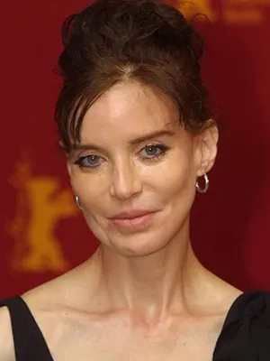 Anna Thomson