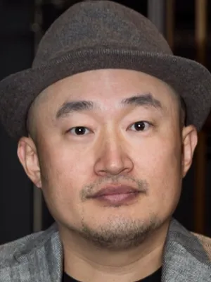 Khan Lee