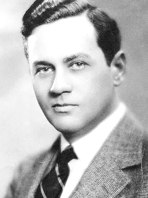Sam Ash
