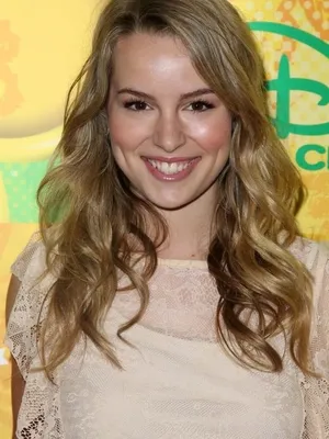 Bridgit Mendler