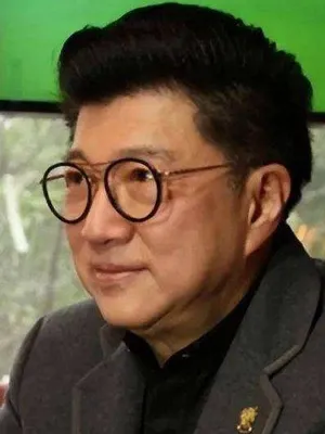 Dao-Hung Lee