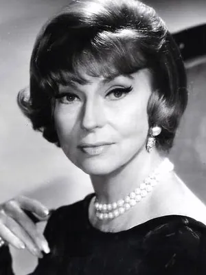 Agnes Moorehead