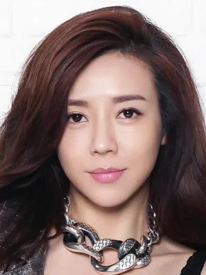 Cica Zhou