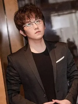 Jinwen Chen