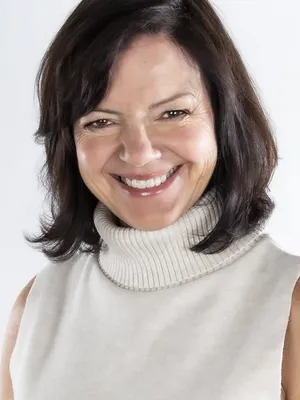 Julie Summers