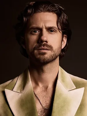 Aaron Tveit