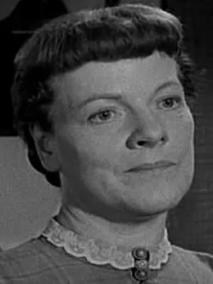 Peg Hillias