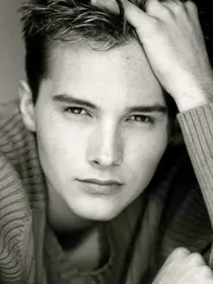 Derek Lee Nixon