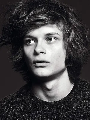 Charlie Tahan
