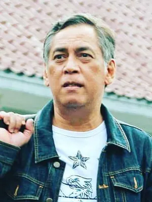 Joshua Pandelaki