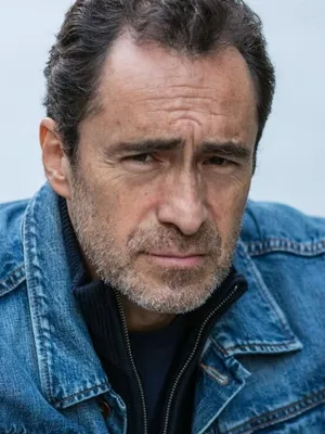 Demián Bichir