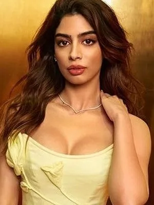 Khushi Kapoor