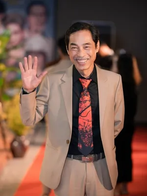Viết Liên