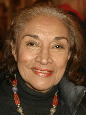 Miriam Colon