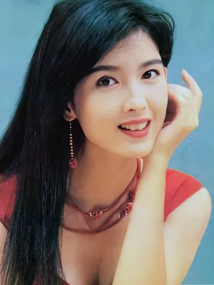 Vivian Chow