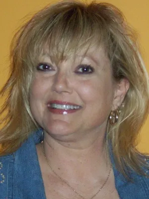 Laura Warner
