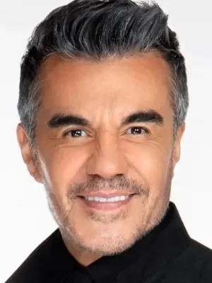 Adrián Uribe
