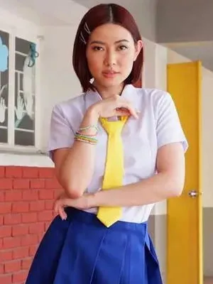 Lorraine Wong