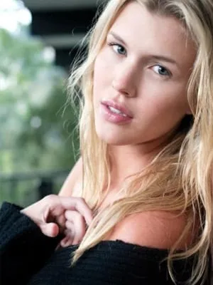 Sharon Hinnendael