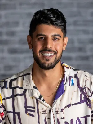 Neesh Riaz