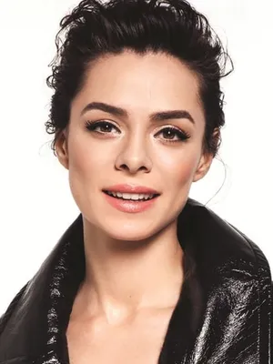 Özge Özpirinçci