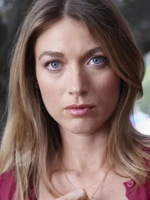 Natalie Zea