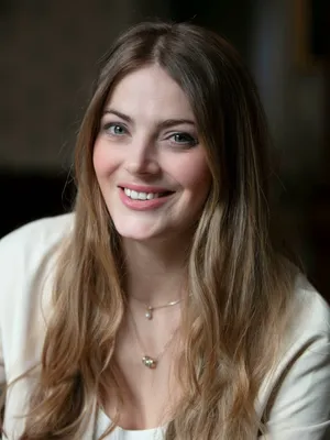 Tuva B Larsen