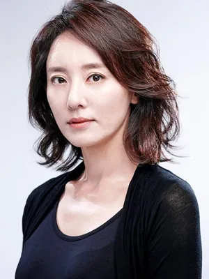 Son Ji-na
