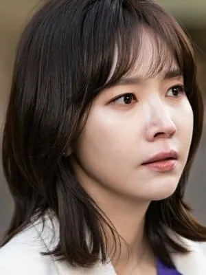 Yoon Joo-hee