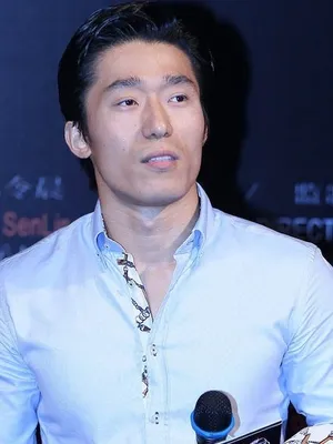 Yue Song